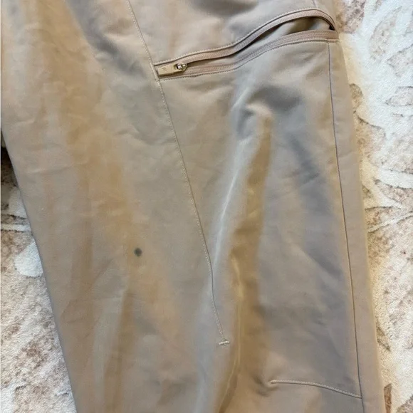 Fabletics Women’s High-Rise On-Call Scrub Jogger Tan XXL - Picture 5 of 5